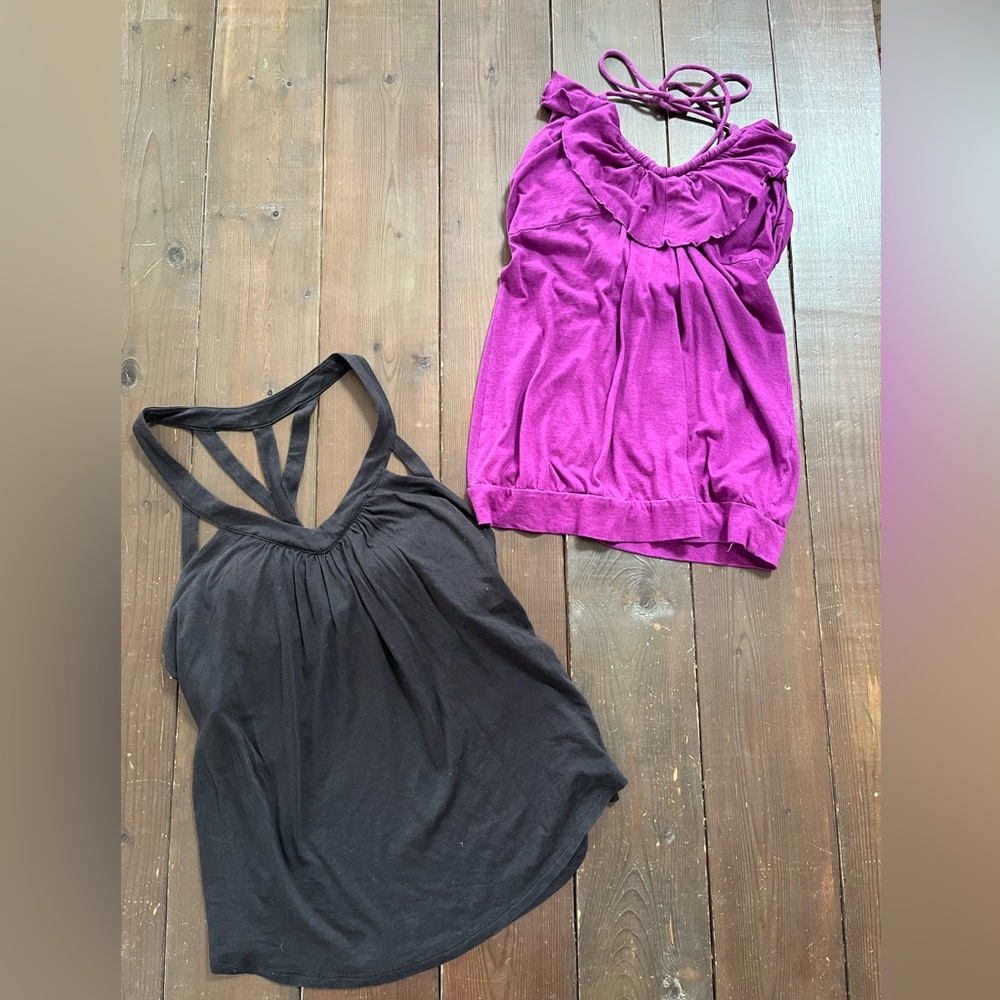 Women’s size medium Victoria’s Secret bra top bundle